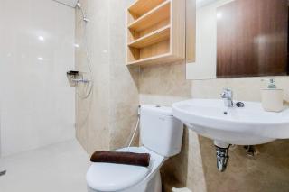 Comfort 1BR at Transpark Bintaro Apartment By Travelio - 1