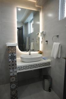 ZAR Luxury Suites - 2