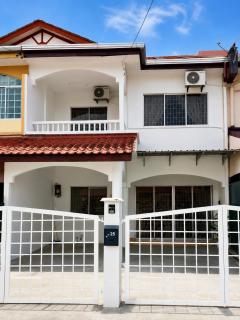 Sandakan Homestay - 9