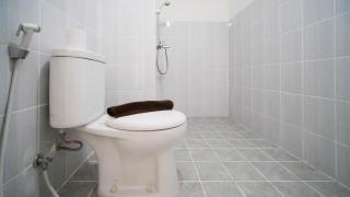 Best Choice and Homey 2BR at Puncak Dharmahusada Apartment By Travelio - 6
