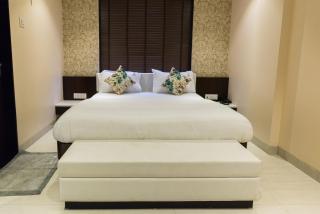 Hotel Sangat Regency - 0