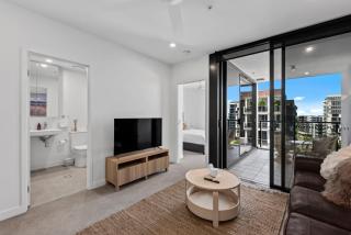 Cozy Hamilton Apt with Brisbane's Best Rooftop Pool - 8