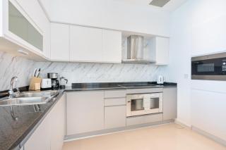 Palm Home next to Nakheel Mall with Private Beach - 3