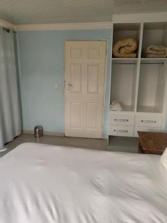 Ya Rocka Guest House - 2