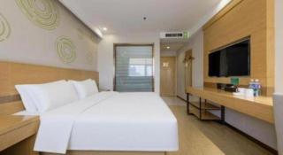 GreenTree Inn Zhangjiagang Yangshe Old Street Stadium - 9