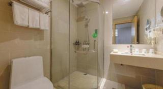 GreenTree Inn Zhangjiagang Yangshe Old Street Stadium - 1