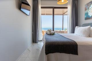Luxury Sunset Villa with Private Pool & Sea Views - 9