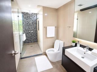 Bright 1BR Near BTS Thonglor & Commons - 5