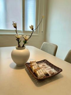 NEW, Cozy Hanok Stay, 3 Min Subway line2, line5, Airport Bus - 3