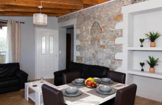 Emilia's Guest House with Sea View Balcony, Stoupa - 2