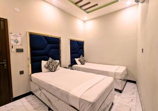 Dove Inn Hotel wahdat road - 8