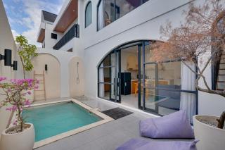 Oliver 1BR Villa Canggu with Pool - 0