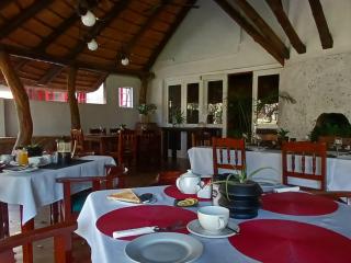 Kruger Foothills Lodge - Near Kruger National Park - 1