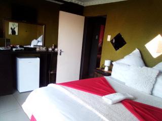 Maditselanyane Guest House - Kuruman - 9