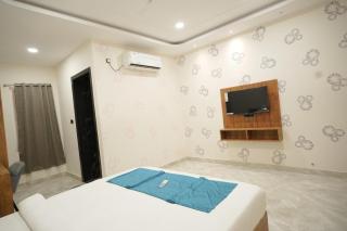 HOTEL new MYTHRI INN - 2