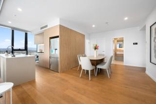 High Floor 3BR at The Star Casino With Water Views - 5