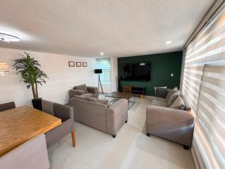 3BR Family Home for 6 Relax & Enjoy - 0