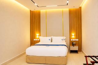 Transit Hotel - 4