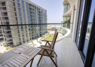 Gorgeous Interior 1-Bed with Private Beach Access in Bay residences - 9