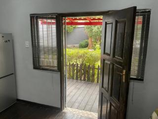 Winchester Cottage in Westdene - 7