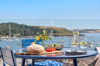 Panoramic harbour views Morva - 0