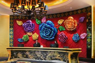 The Trans Luxury Hotel Surabaya - 2