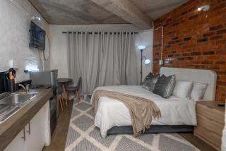 The 260 Collection Luxury City Apartment - 0