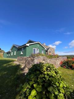 Skyfall Lodge & Cottage - 8