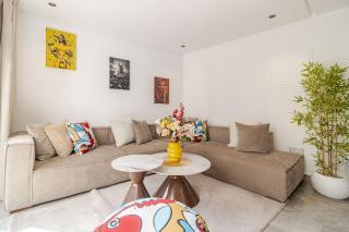 Luxury apartement in CFC 2 Pools, Gym & Parking - 5