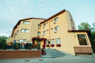 Hotel Liliacul - 8