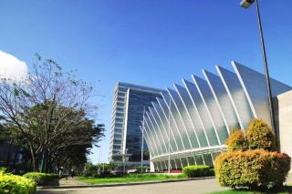 MCollection - Modern City Stay in Iloilo Business Park - 5