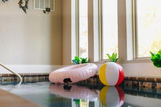 Elevated Escape by Ghosal Luxury Lodging - 5