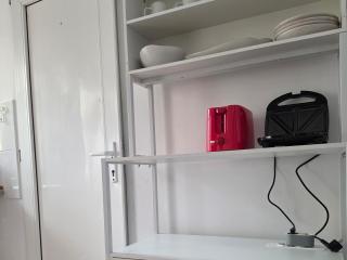 TTJ Guest House - 8