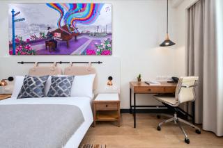 MCollection - Modern City Stay in Iloilo Business Park - 3