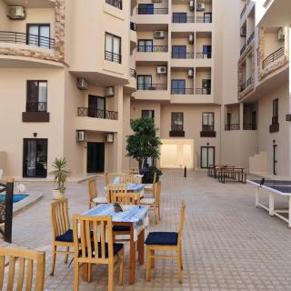 Studio flat for rent in Aqua Tropical Resort in Hurghada - 8