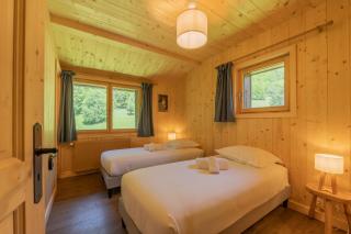 Tapia Mont Blanc View wParking Near Charamillon Lift 2BR Sleeps 4 - Happy Rentals - 6