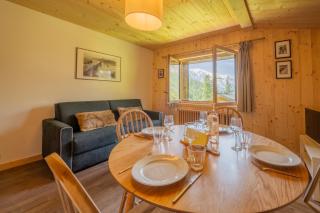 Tapia Mont Blanc View wParking Near Charamillon Lift 2BR Sleeps 4 - Happy Rentals - 3