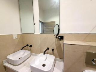 Luxe 2BR With Suspended Pool In Lekki 1 - 8