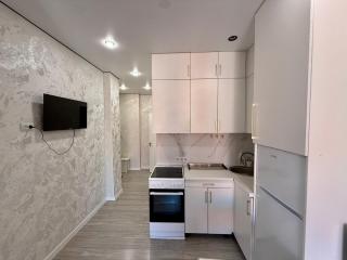 Modern Studio with AC Self Check-in Wi-Fi - 5