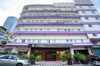 Aurea Delight Hotel - 9
