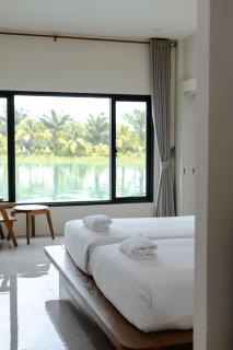 Lamphurai Riverside Resort and Spa - 8