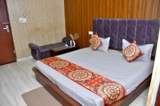 Queen Palace - 3