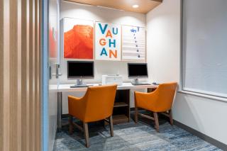 Holiday Inn Express & Suites Vaughan-Southwest by IHG - 1