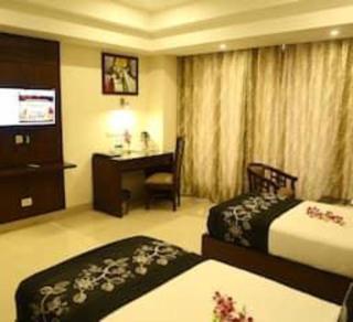 The Pearl Grand Hotel - 8