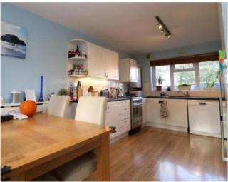 Double Room In A New Built Large House - 5