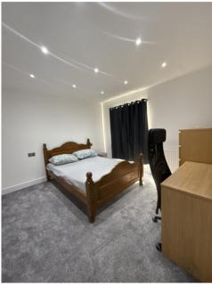 Double Room In A New Built Large House - 1