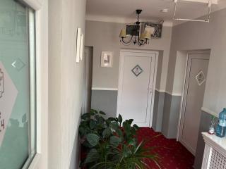 Brother's House - 9