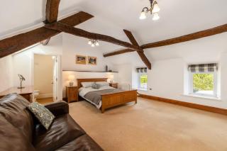 Plas Newydd with Swimming Pool, Fire Pit, and Log Fires - 4
