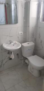 Viktoria & Artan Ambo Rooms - 9