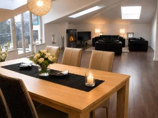 Premium-Loft am Wasser - 3 Balkone - 7